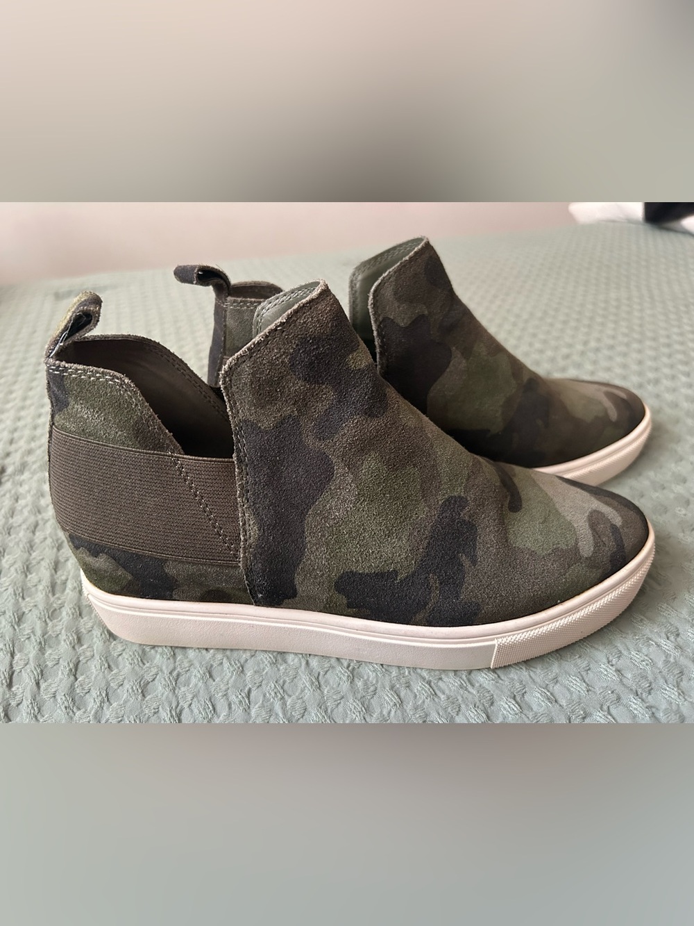 Steve Madden Wedge Camo Slip-On Sneakers -Olive & Black